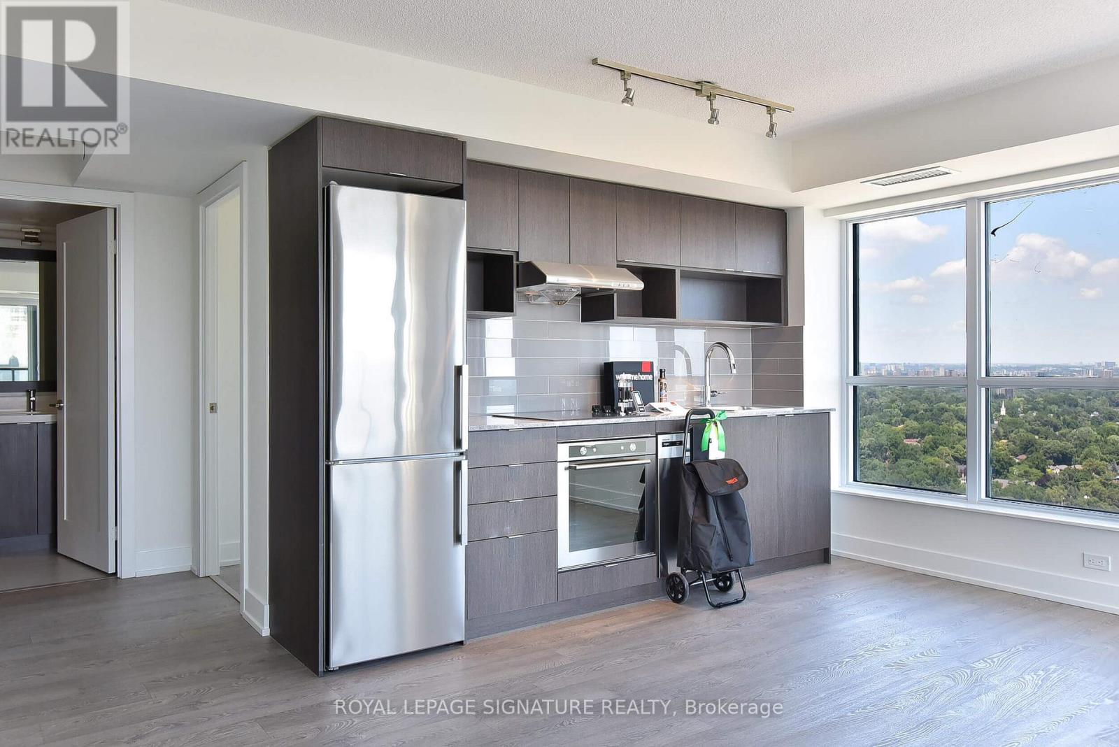 3008 - 7 Mabelle Avenue, Toronto, Ontario  M9A 0C9 - Photo 10 - W12650538