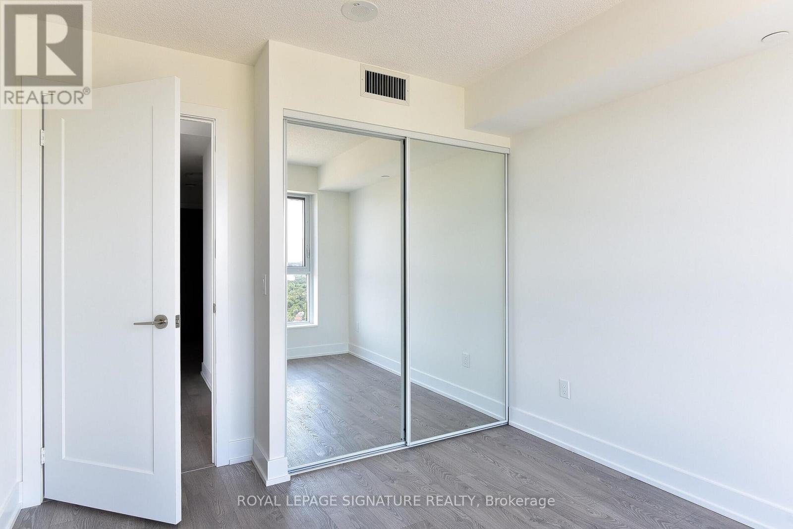 3008 - 7 Mabelle Avenue, Toronto, Ontario  M9A 0C9 - Photo 17 - W12650538