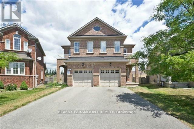 39 SEAHORSE AVENUE, Brampton, Ontario
