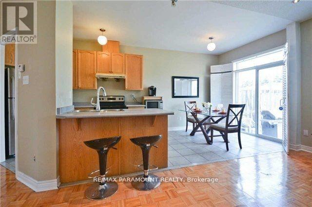 39 Seahorse Avenue, Brampton, Ontario  L6V 4N7 - Photo 7 - W12650548