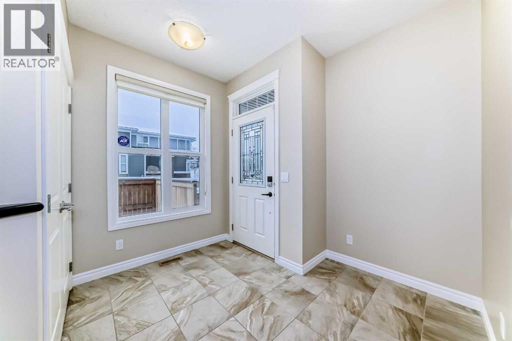 34 Cranbrook Hill Se, Calgary, Alberta  T3M 2K8 - Photo 3 - A2271256