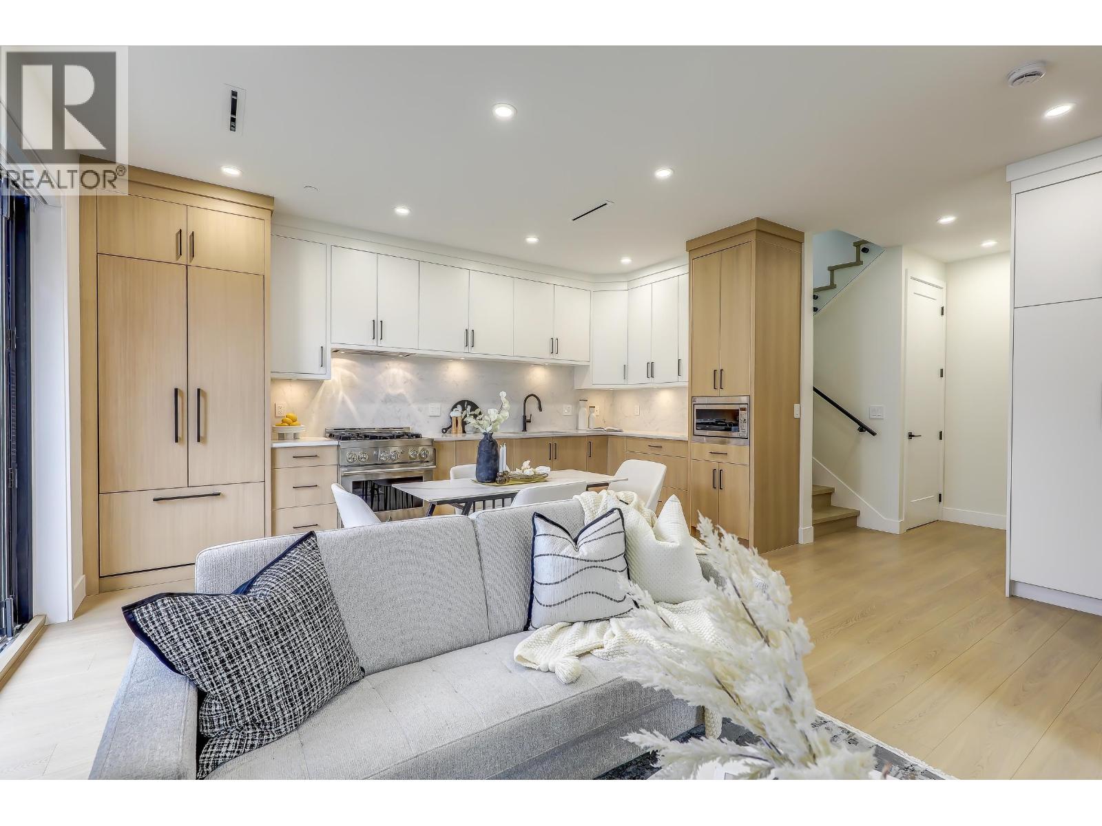 1 3695 E 26 Avenue, Vancouver, British Columbia  V5R 2M7 - Photo 10 - R3065872