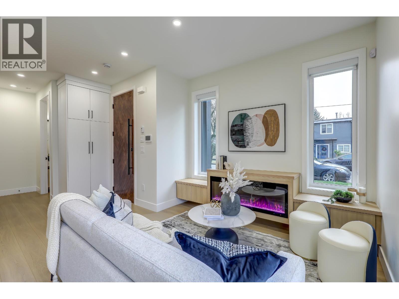 1 3695 E 26 Avenue, Vancouver, British Columbia  V5R 2M7 - Photo 8 - R3065872