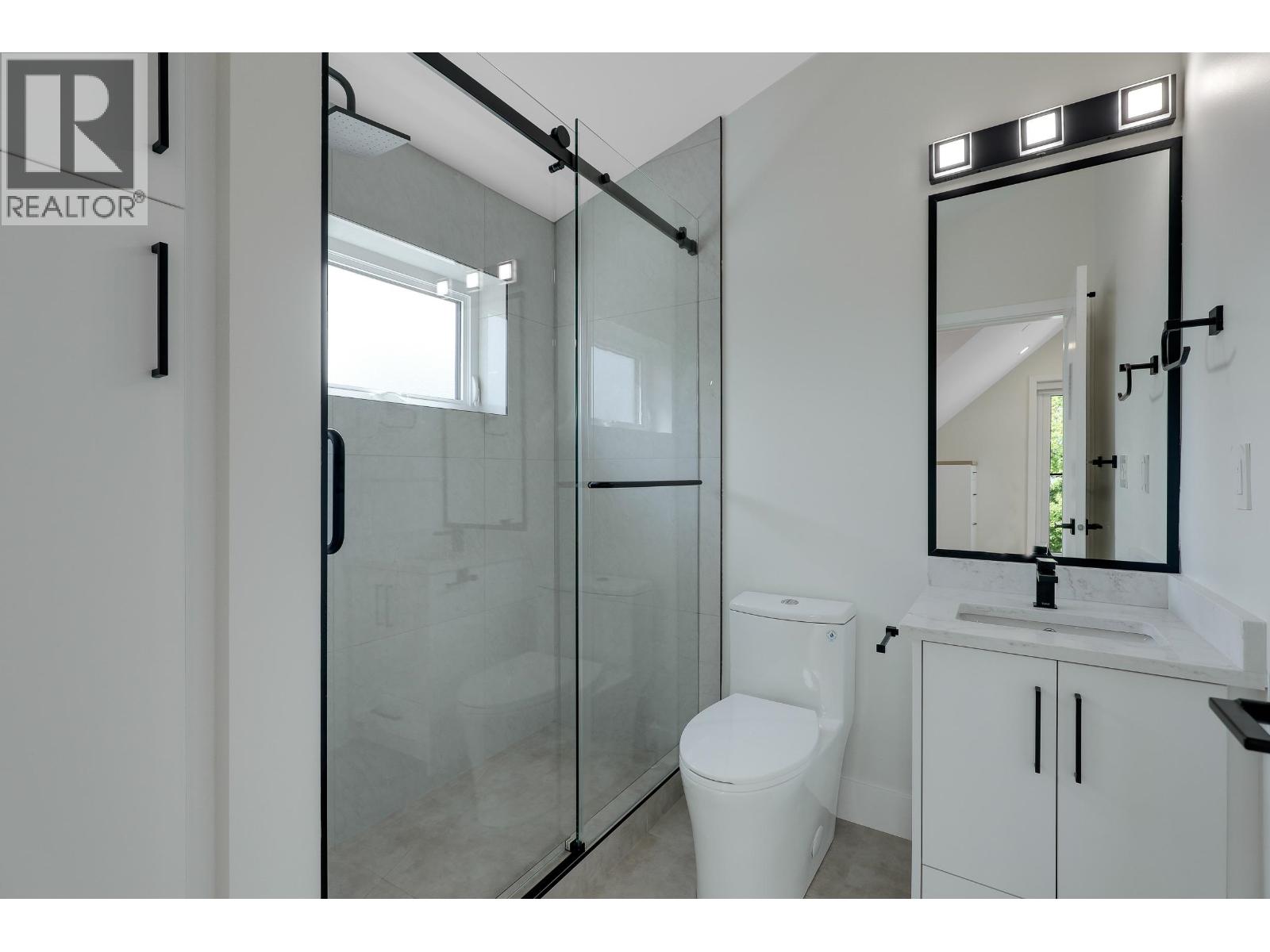 1 3695 E 26 Avenue, Vancouver, British Columbia  V5R 2M7 - Photo 25 - R3065872