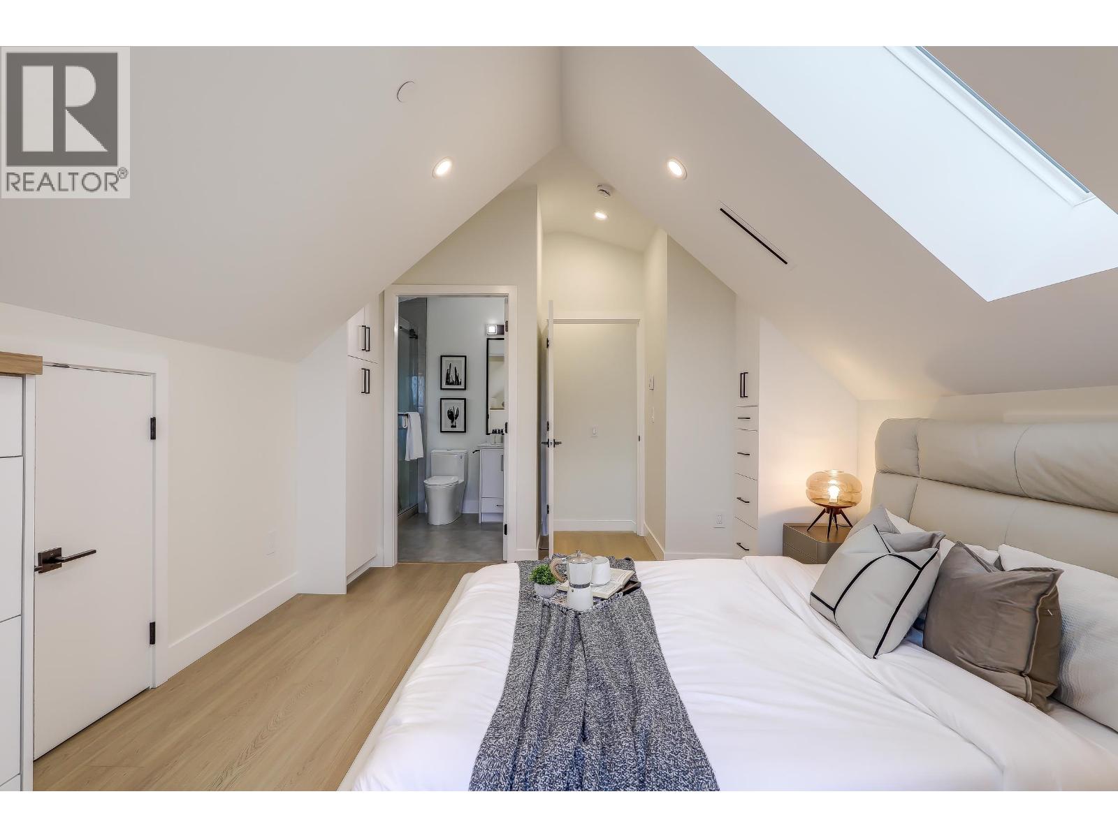 2 3695 E 26 Avenue, Vancouver, British Columbia  V5R 2M7 - Photo 18 - R3061166