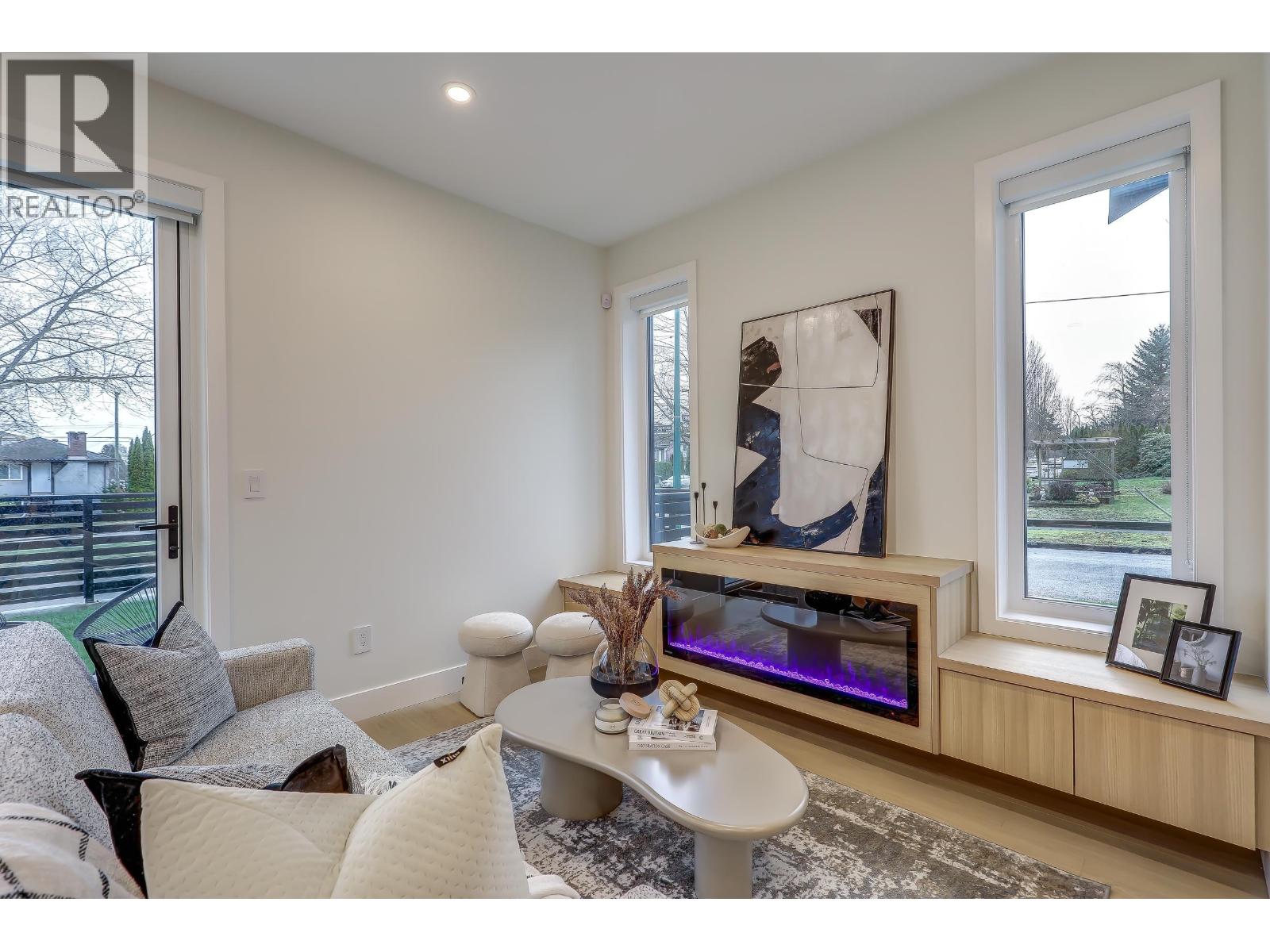 2 3695 E 26 Avenue, Vancouver, British Columbia  V5R 2M7 - Photo 9 - R3061166