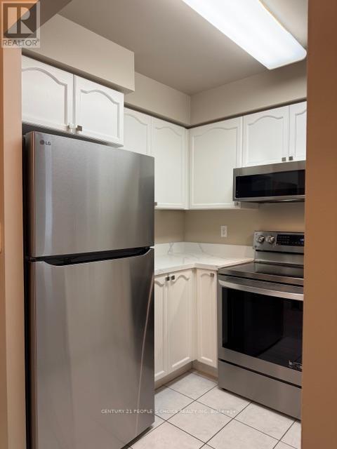 516 - 39 Pemberton Avenue, Toronto, Ontario  M2M 1X9 - Photo 4 - C12650552