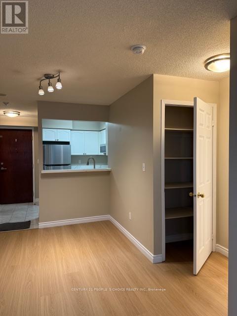 516 - 39 Pemberton Avenue, Toronto, Ontario  M2M 1X9 - Photo 5 - C12650552