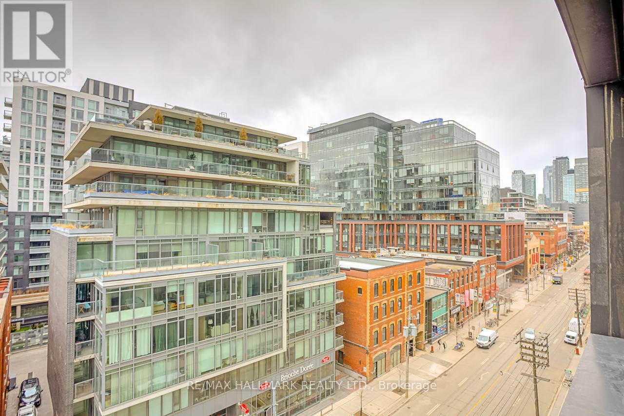 718 - 629 King Street W, Toronto, Ontario  M5V 1M5 - Photo 11 - C12650556