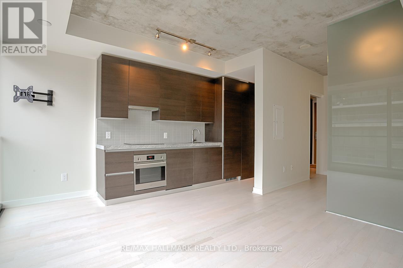 718 - 629 King Street W, Toronto, Ontario  M5V 1M5 - Photo 2 - C12650556