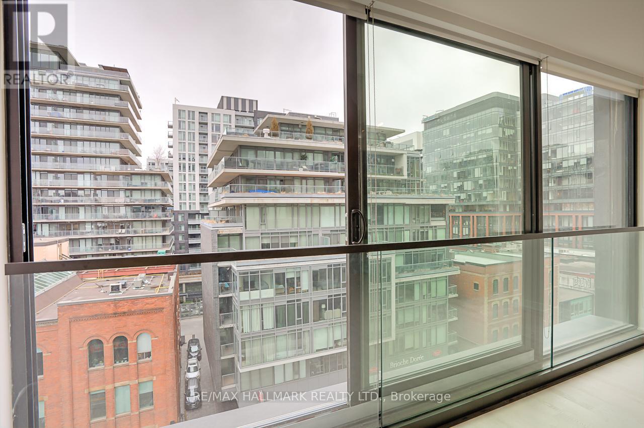 718 - 629 King Street W, Toronto, Ontario  M5V 1M5 - Photo 8 - C12650556