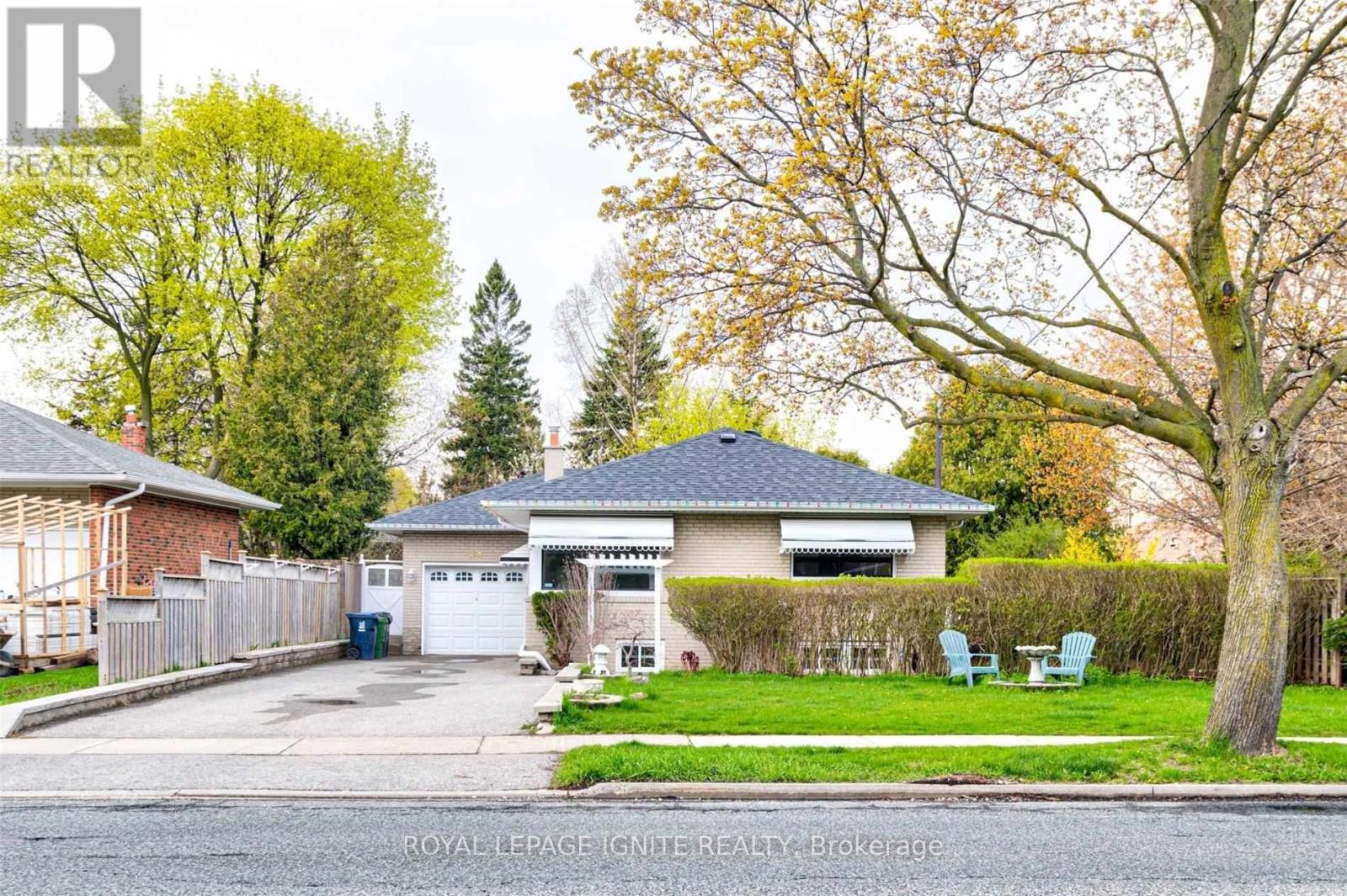 BSMNT - 86 SLOANE AVENUE, Toronto, Ontario