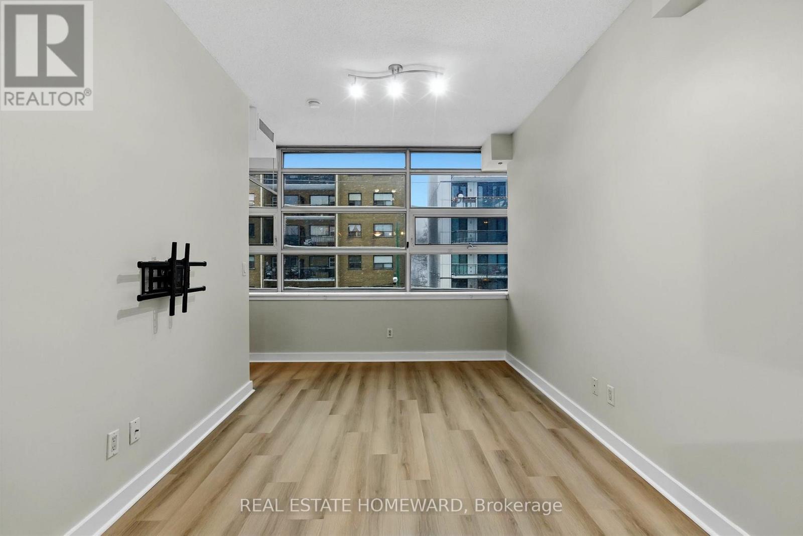 309 - 601 Kingston Road, Toronto, Ontario  M4E 3Y2 - Photo 4 - E12649066