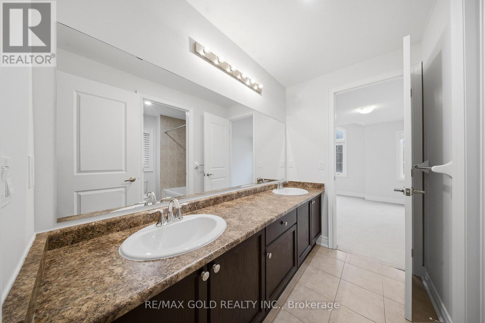 292 Poetry Drive, Vaughan, Ontario  L4H 3W9 - Photo 23 - N12650550