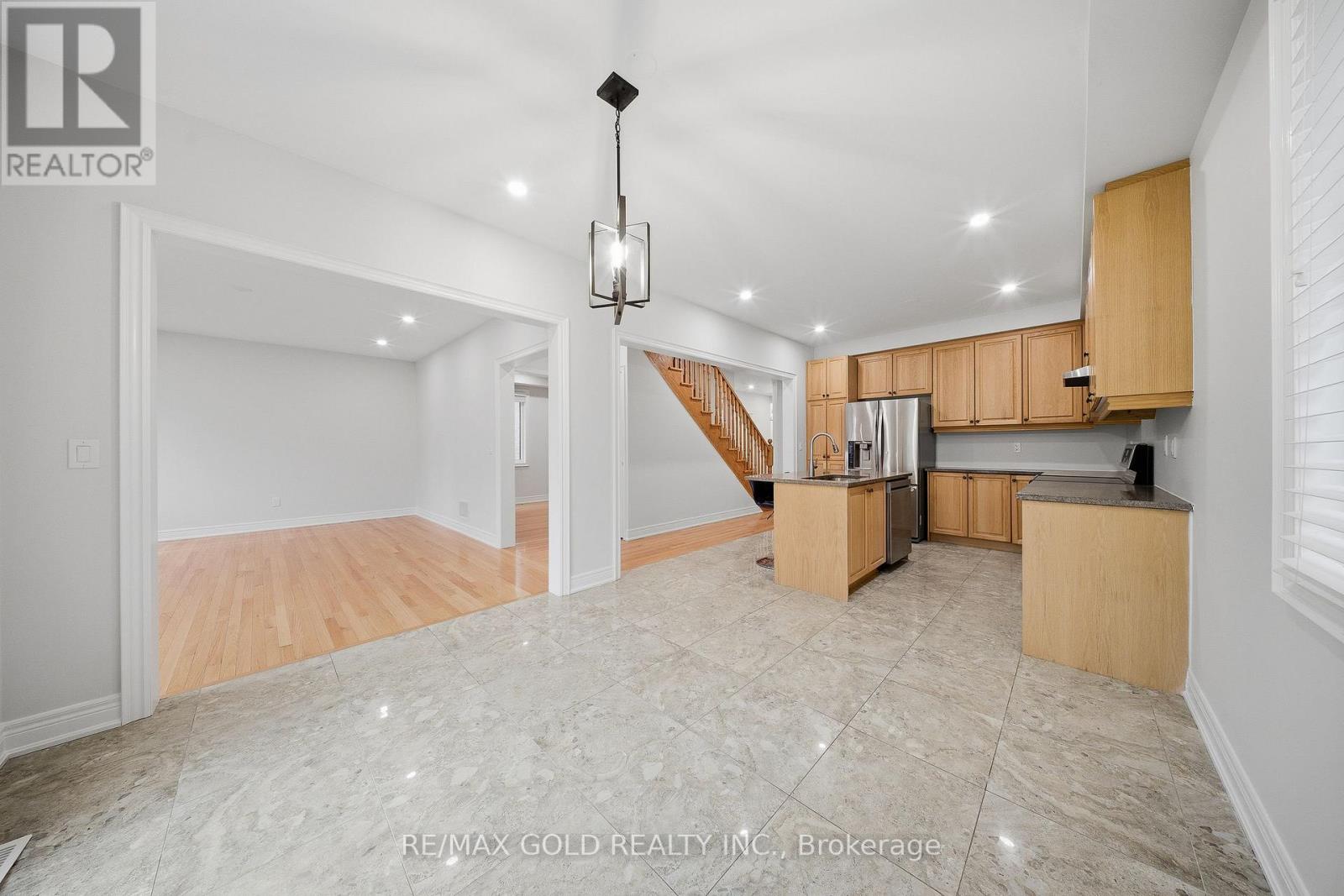 292 Poetry Drive, Vaughan, Ontario  L4H 3W9 - Photo 9 - N12650550