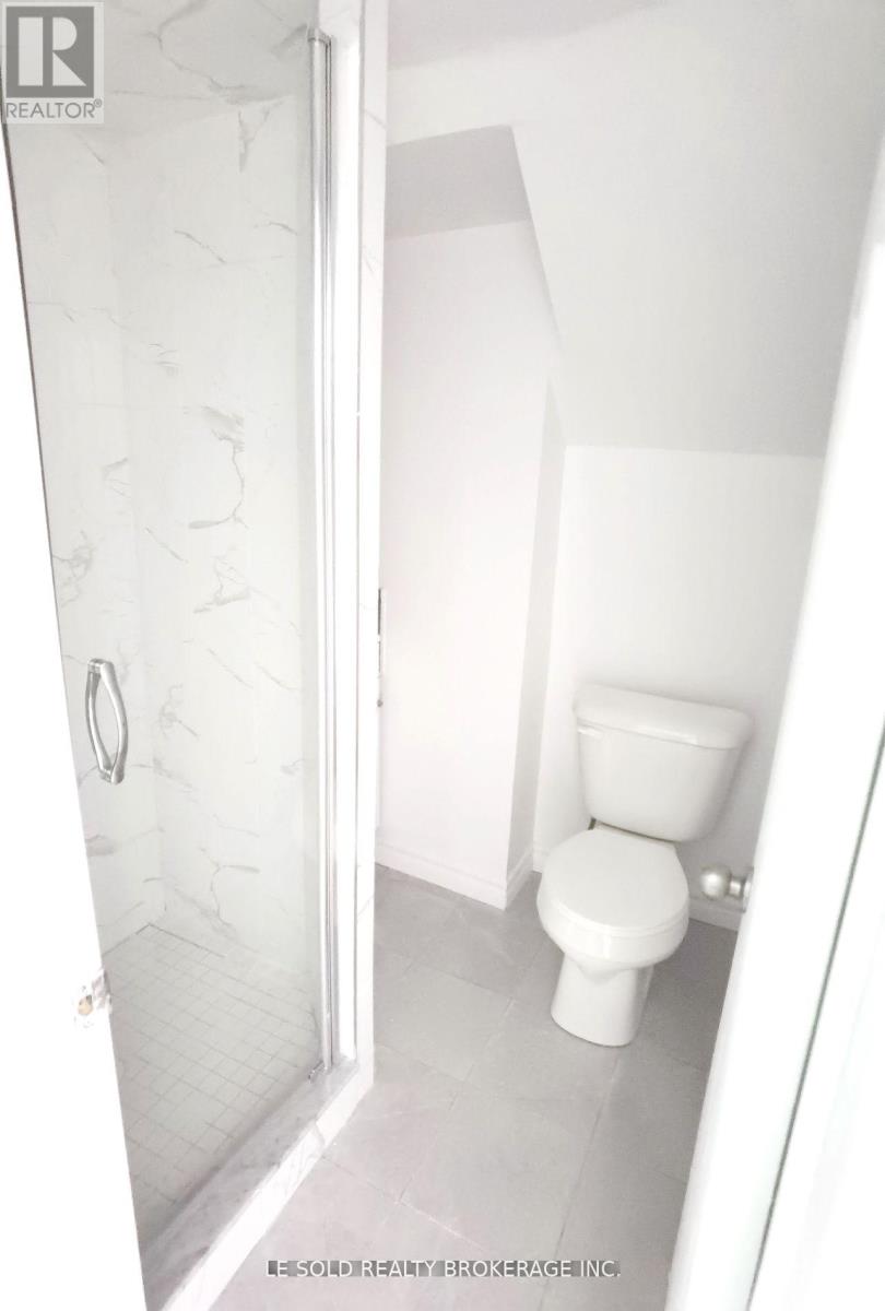 Upper - 112 Leland Street, Hamilton, Ontario  L8S 3A2 - Photo 13 - X12650386