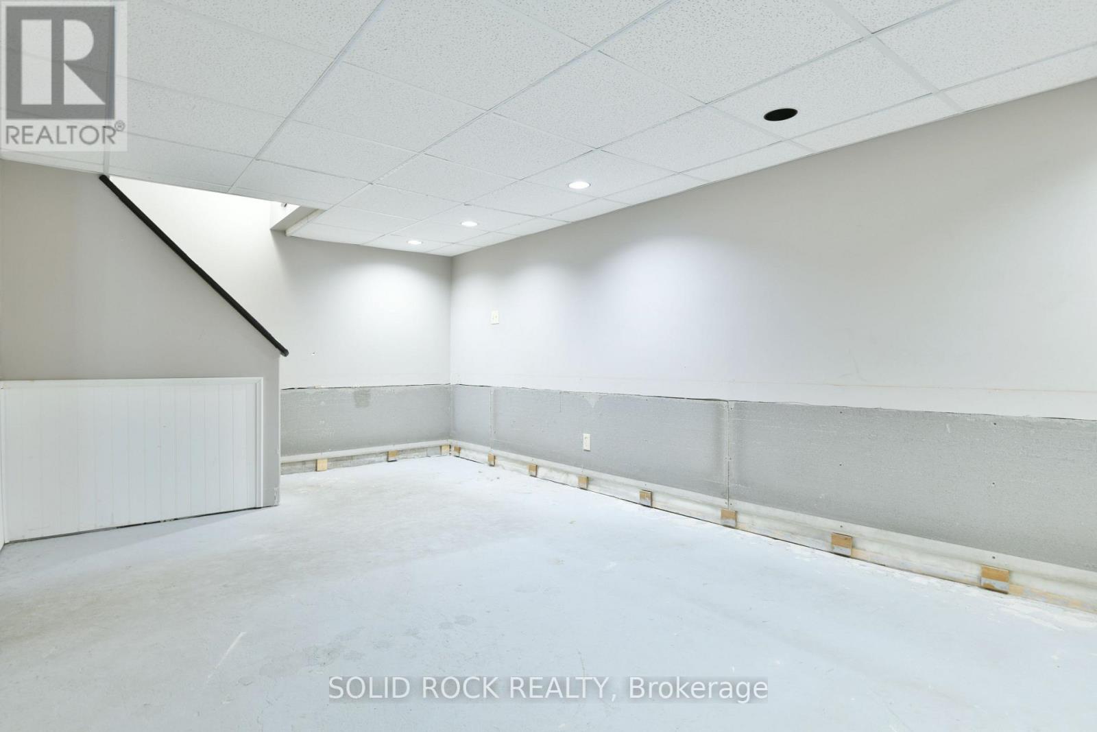 54 William Street W, Arnprior, Ontario  K7S 1J9 - Photo 22 - X12342791