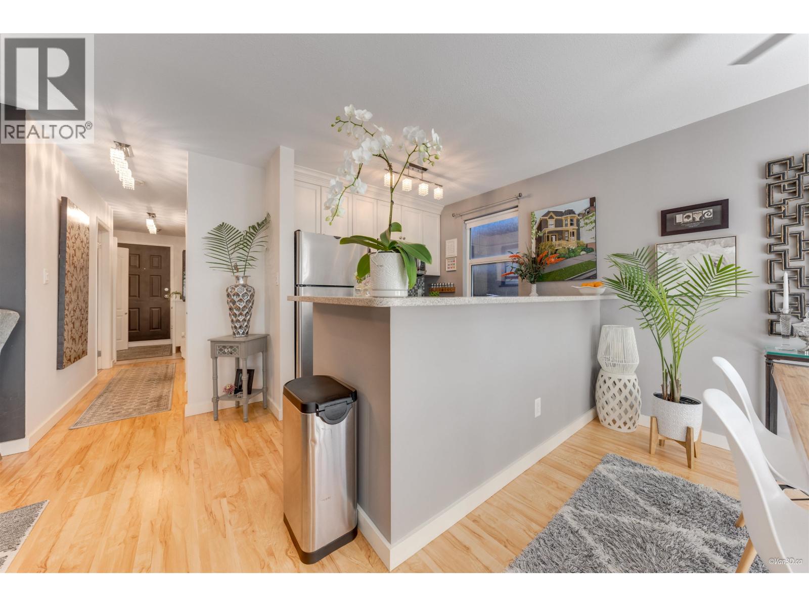 201 985 10th Avenue, Vancouver, British Columbia  V5Z 1L9 - Photo 5 - R3036667