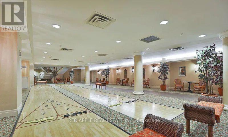 1506 - 350 Princess Royal Drive, Mississauga, Ontario  L5B 4N1 - Photo 17 - W12593008