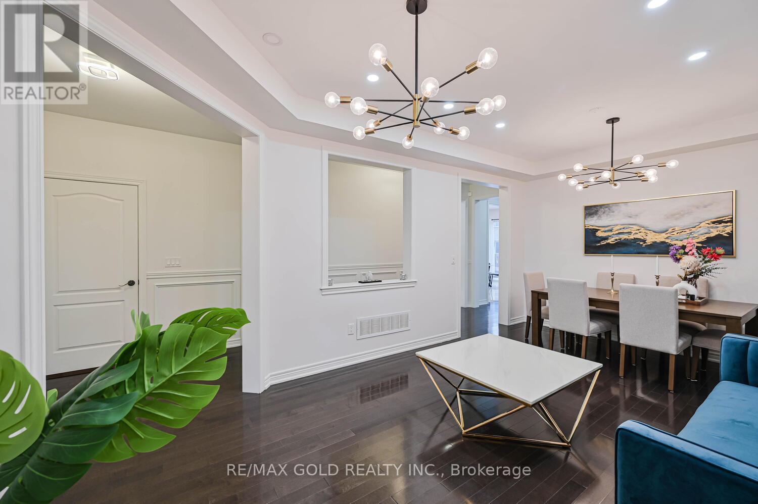 21 Parity Road, Brampton, Ontario  L6X 0Z3 - Photo 6 - W12576850