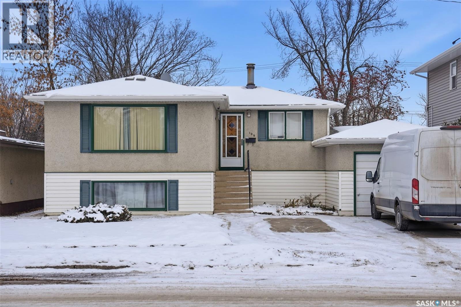 106 112th STREET W, saskatoon, Saskatchewan