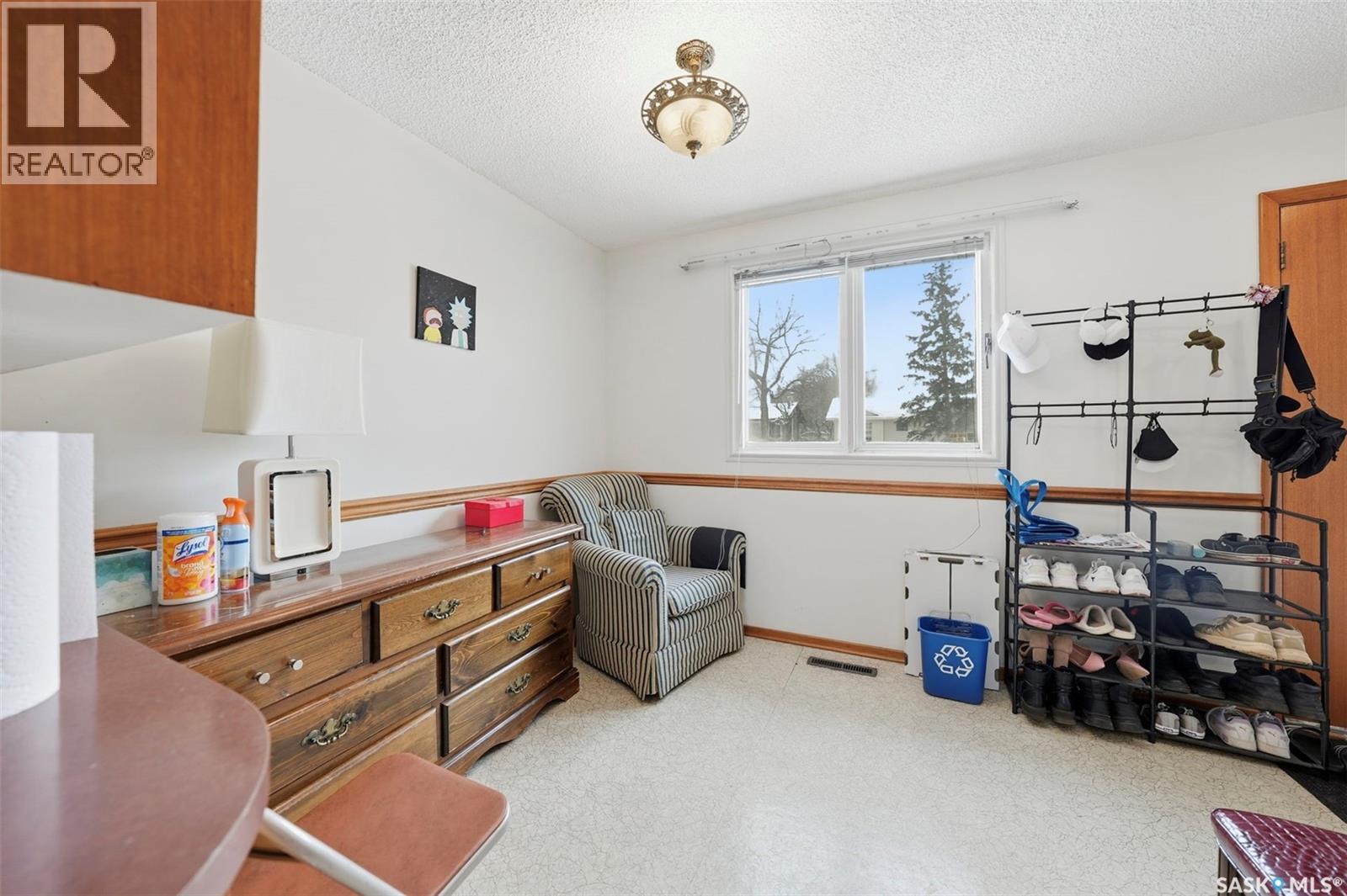 106 112th Street W, Saskatoon, Saskatchewan  S7N 1T7 - Photo 3 - SK025902