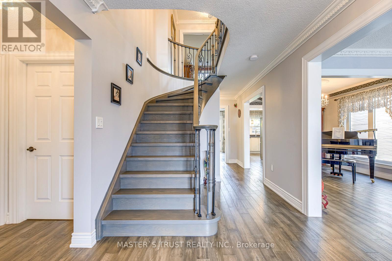 66 Snow Leopard Court, Brampton, Ontario  L6R 2L7 - Photo 27 - W12650568