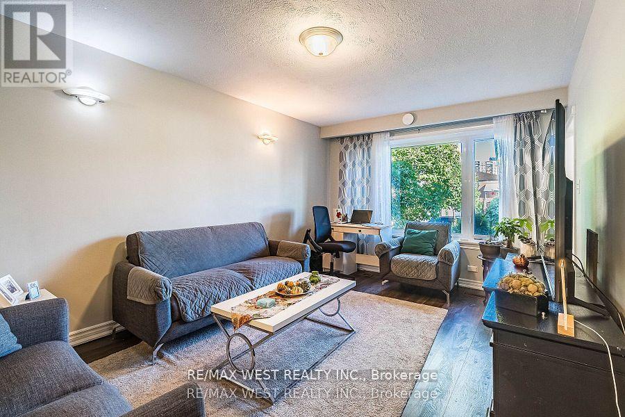 Main - 24 Clarion Road, Toronto, Ontario  M9R 3Y5 - Photo 13 - W12650586