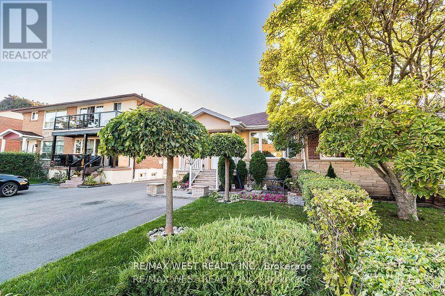 Main - 24 Clarion Road, Toronto, Ontario  M9R 3Y5 - Photo 24 - W12650586