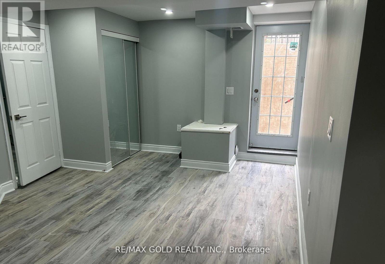 (Bsmt) - 84 Crown Victoria Drive, Brampton, Ontario  L7A 3X1 - Photo 2 - W12650588