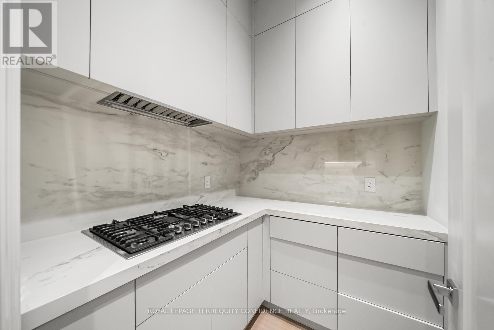 38 Howard Drive, Toronto, Ontario  M2K 1K6 - Photo 12 - C12650468