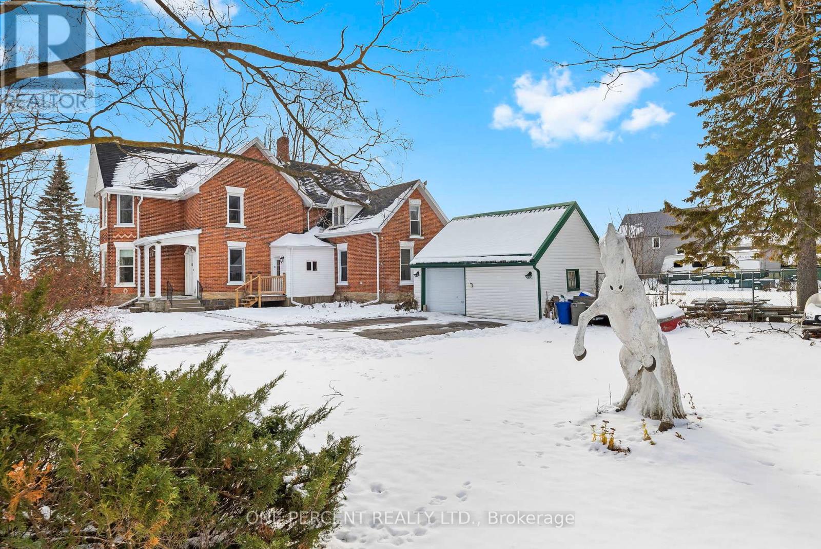 100 Nappadale Street, Kawartha Lakes, Ontario  K0M 2T0 - Photo 2 - X12602598