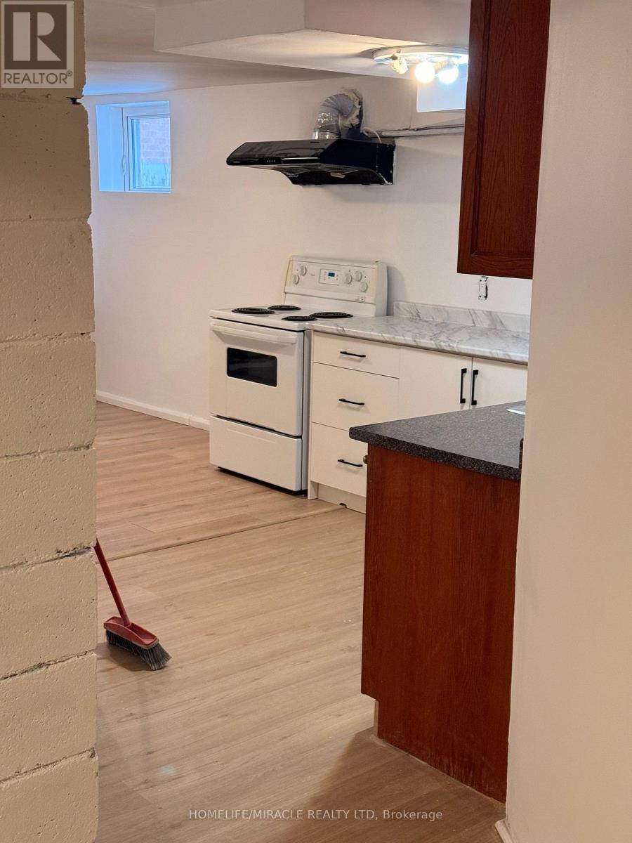 Basement - 41 Minnacote Avenue, Toronto, Ontario  M1E 4B2 - Photo 4 - E12650594