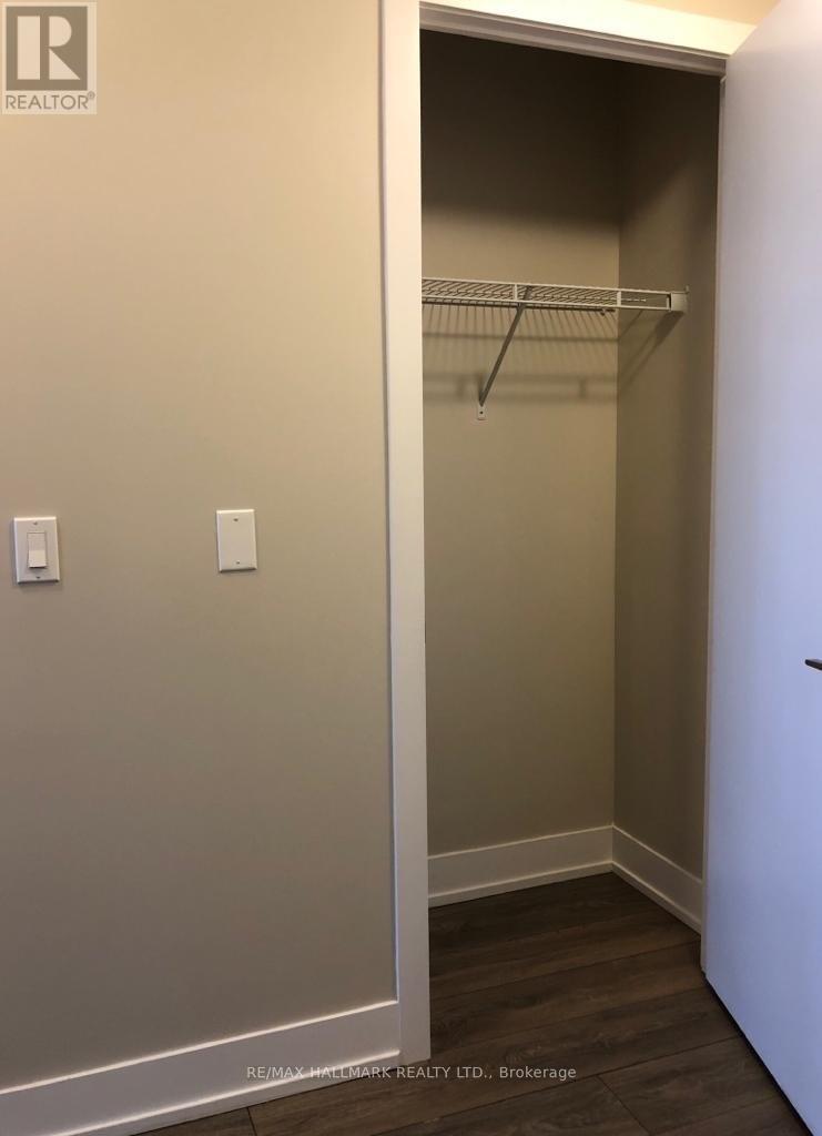 1209 - 9471 Yonge Street, Richmond Hill, Ontario  L4C 0Z5 - Photo 8 - N12650600