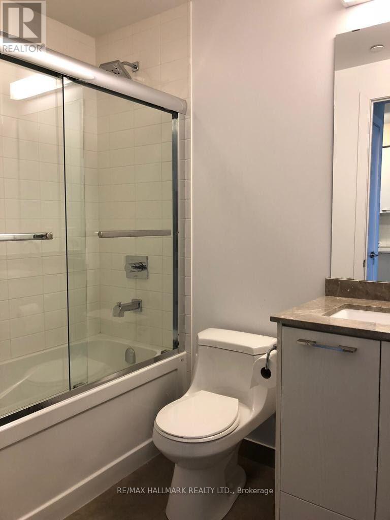 1209 - 9471 Yonge Street, Richmond Hill, Ontario  L4C 0Z5 - Photo 9 - N12650600