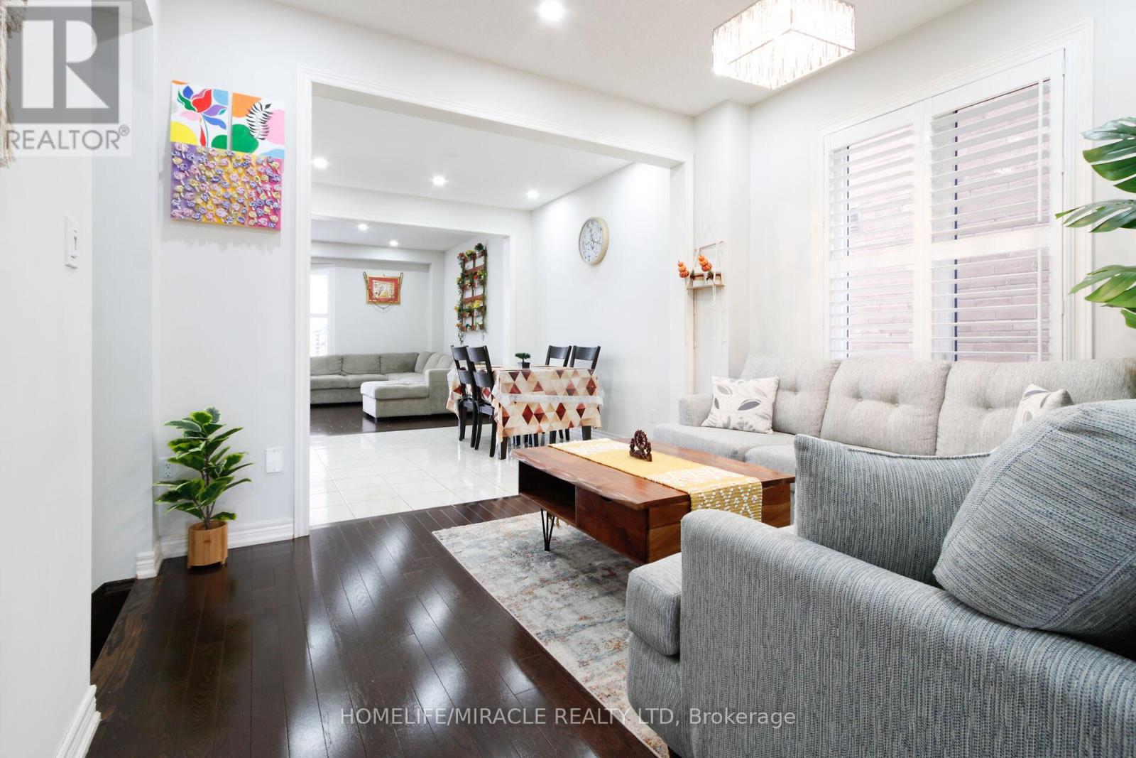 19 Exhibition Crescent, Brampton, Ontario  L7A 4B9 - Photo 29 - W12650596