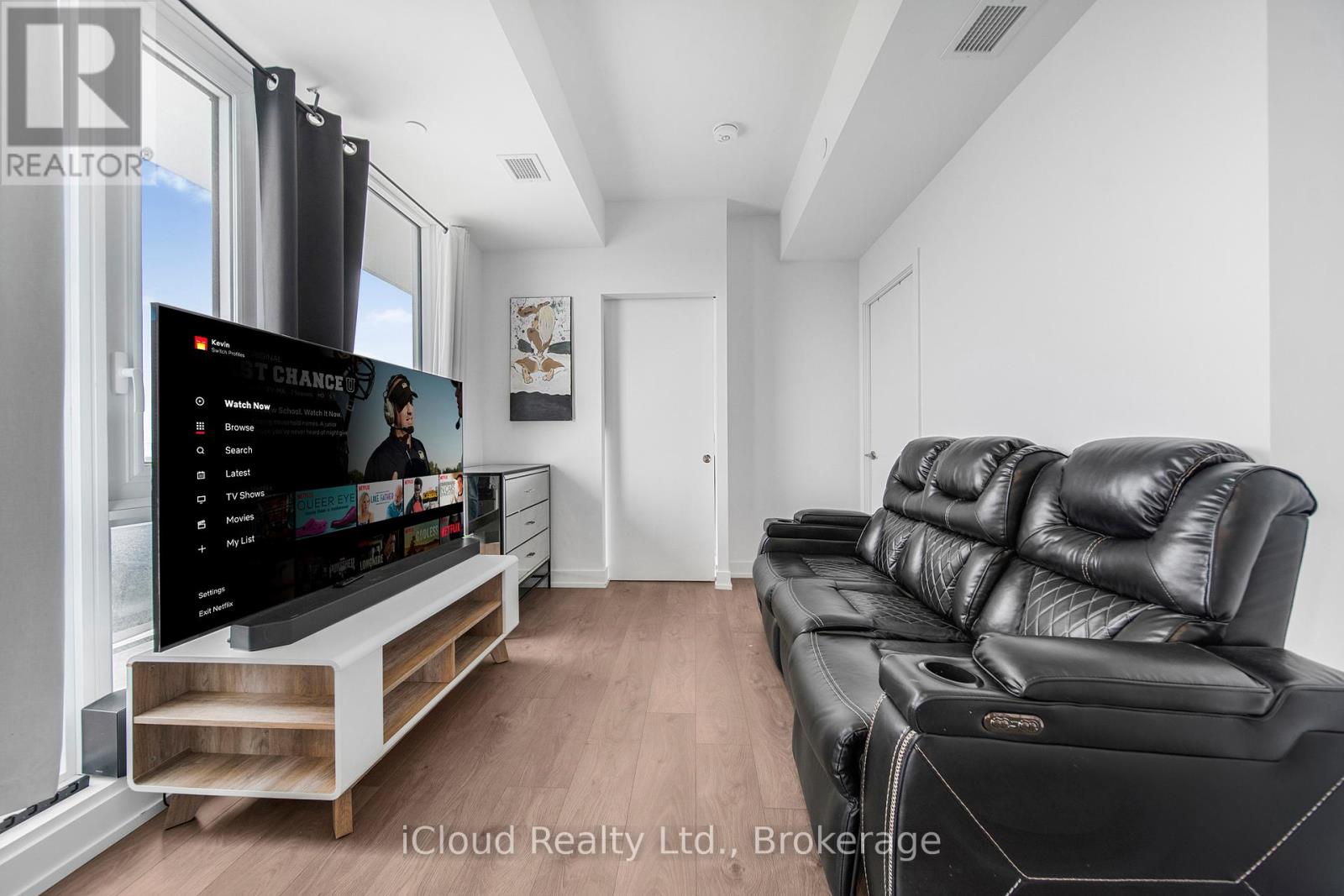 709 - 215 Veterans Drive, Brampton, Ontario  L7A 4S6 - Photo 11 - W12650598