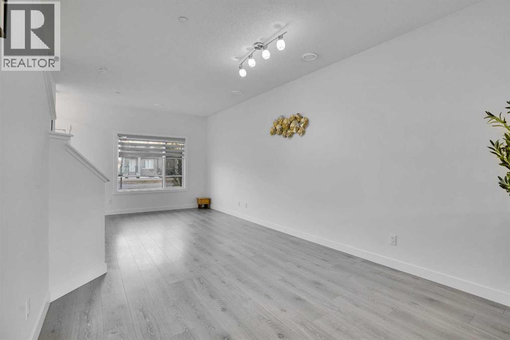 131 Lucas Boulevard, Calgary, Alberta  T3P 1H9 - Photo 9 - A2272583