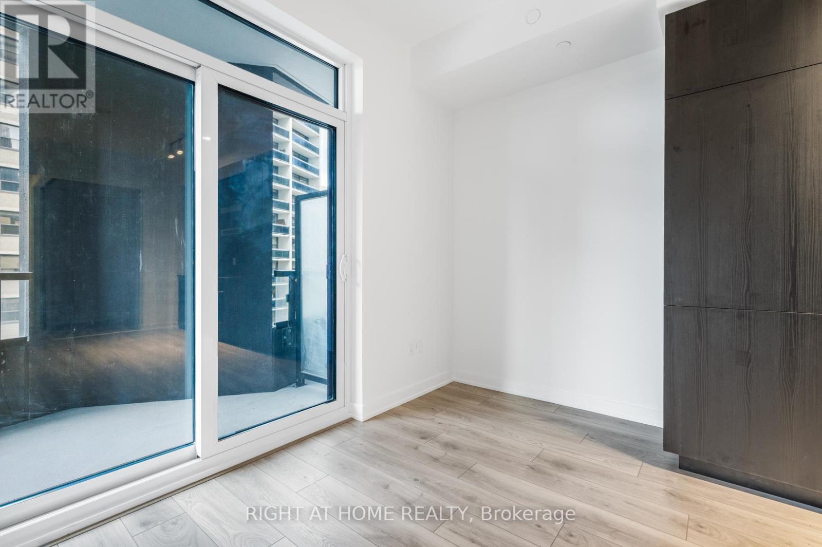 203n - 120 Broadway Avenue, Toronto, Ontario  M4P 0E9 - Photo 11 - C12650614