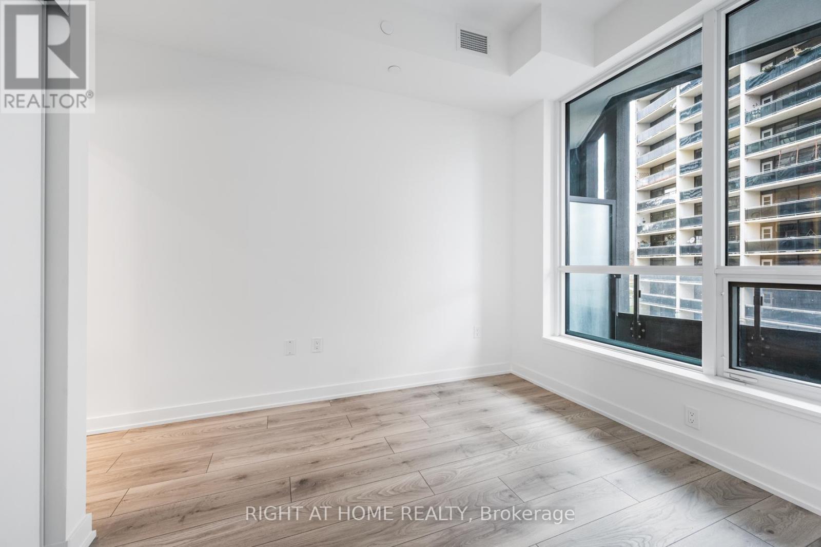 203n - 120 Broadway Avenue, Toronto, Ontario  M4P 0E9 - Photo 14 - C12650614