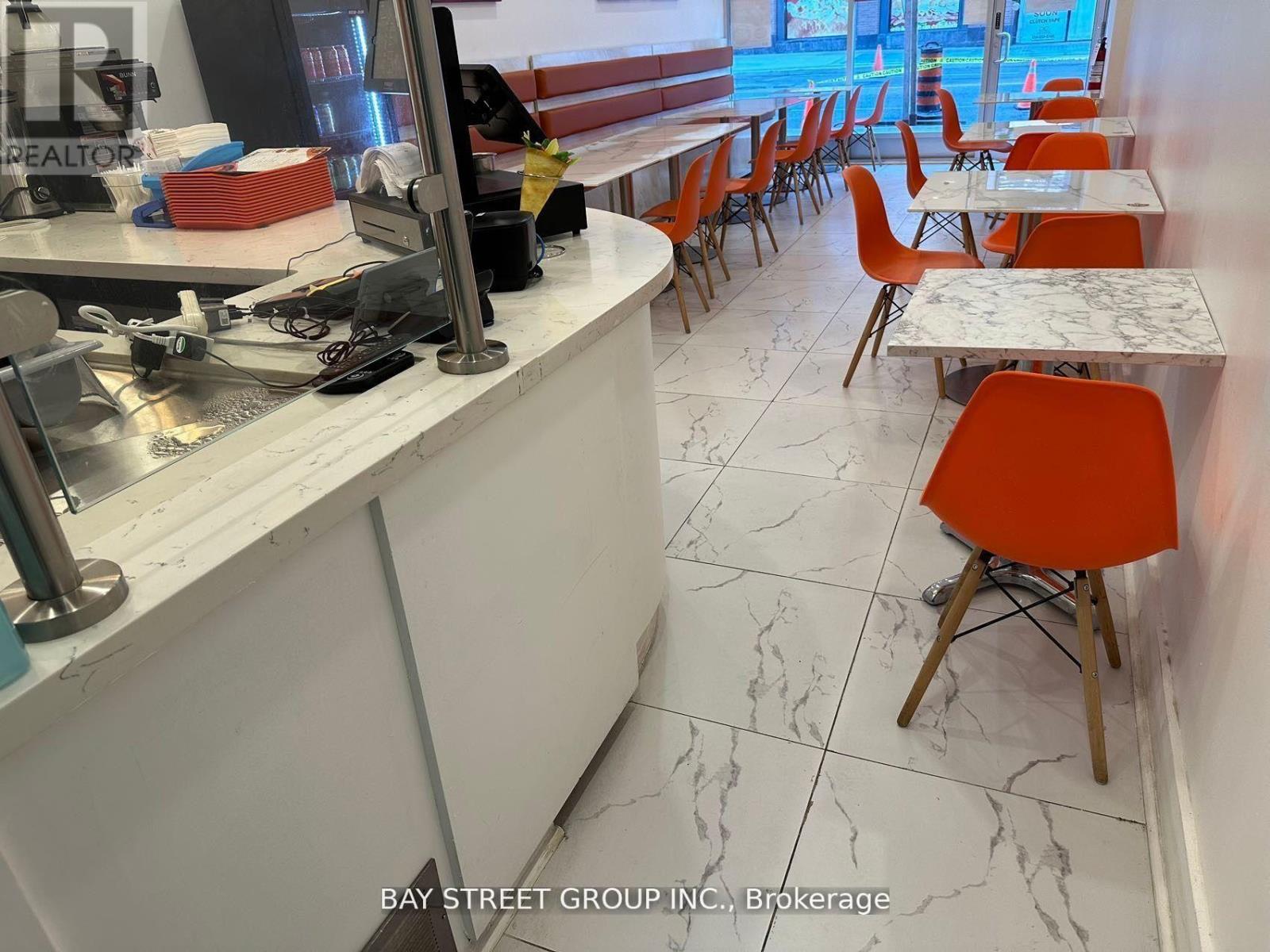 #100 - 510 Yonge Street, Toronto, Ontario  M4Y 1X9 - Photo 6 - C12650618