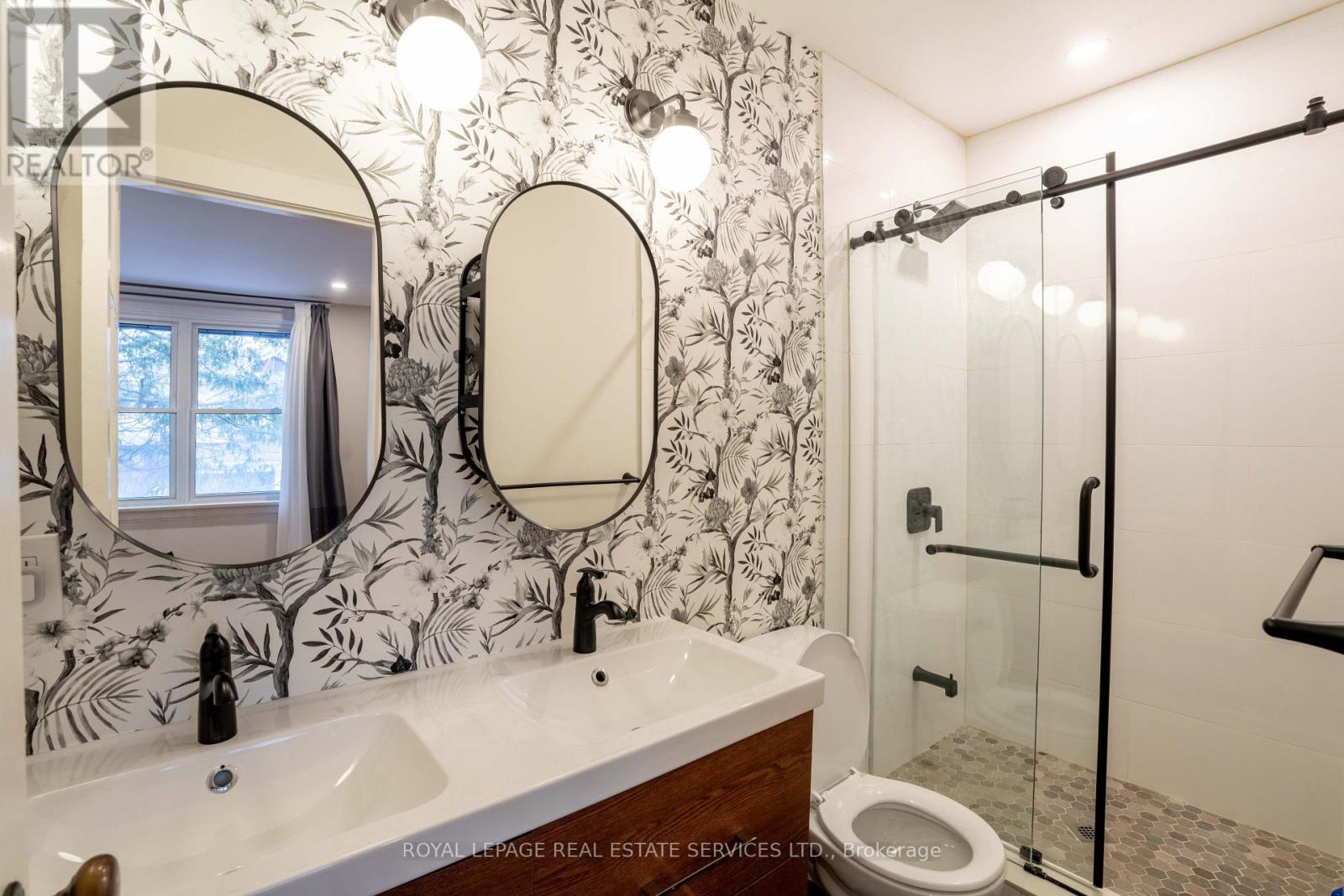 51 Wolverleigh Boulevard, Toronto, Ontario  M4J 1R6 - Photo 20 - E12650634