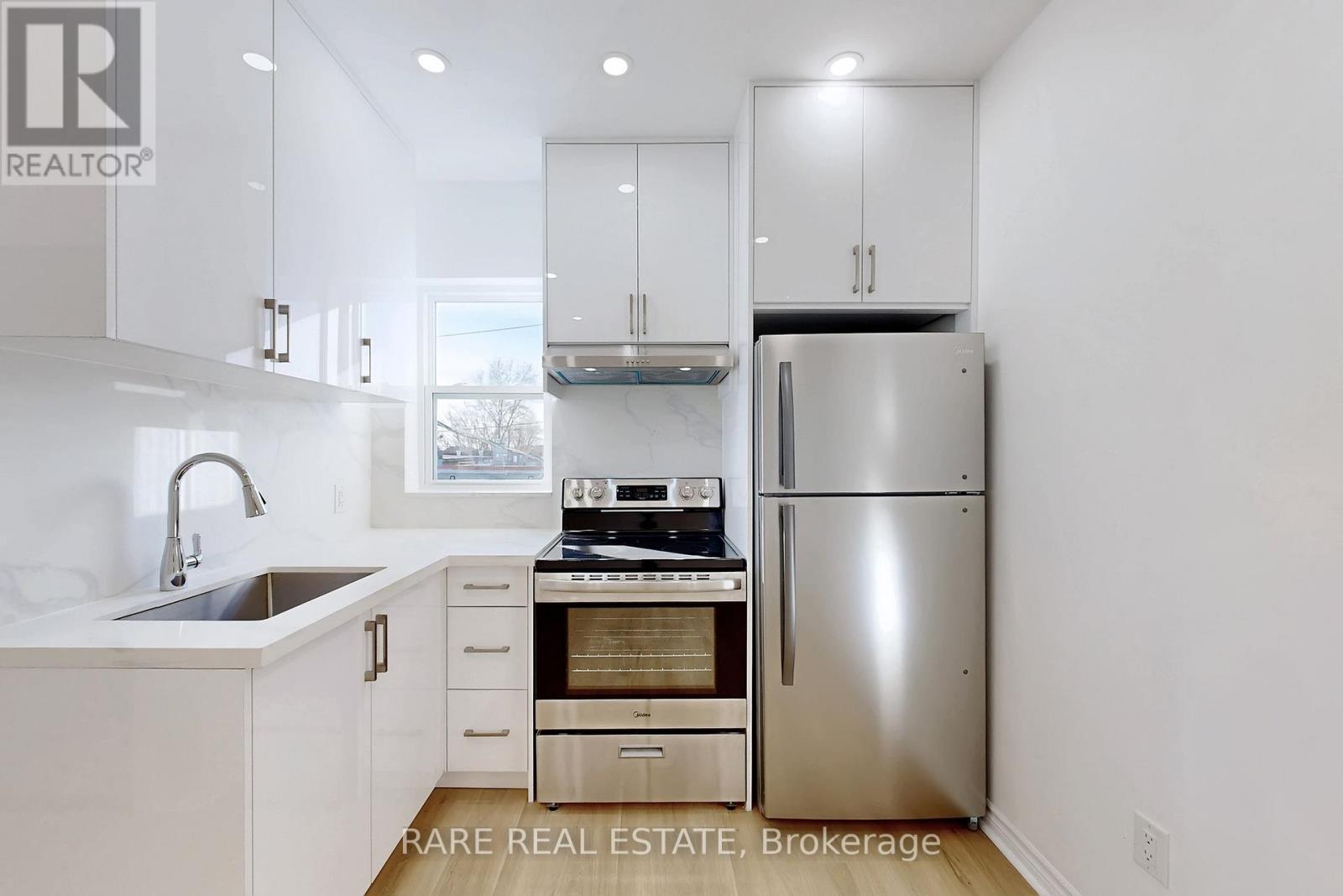 1 - 167 Dynevor Road, Toronto, Ontario  M6E 2J5 - Photo 6 - W12650630