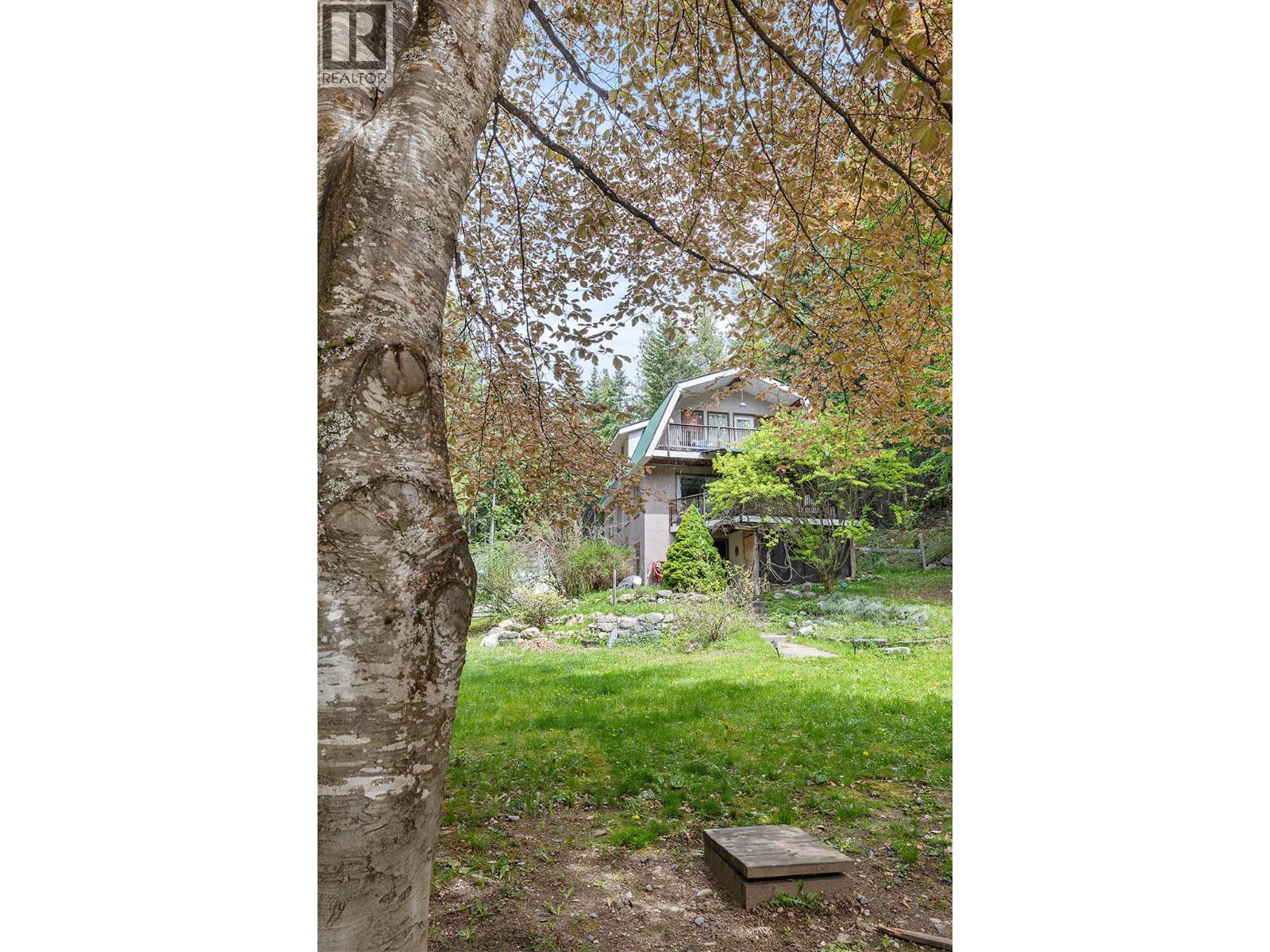 426 Aspen Road, Riondel, British Columbia  V0B 2B0 - Photo 40 - 10339949