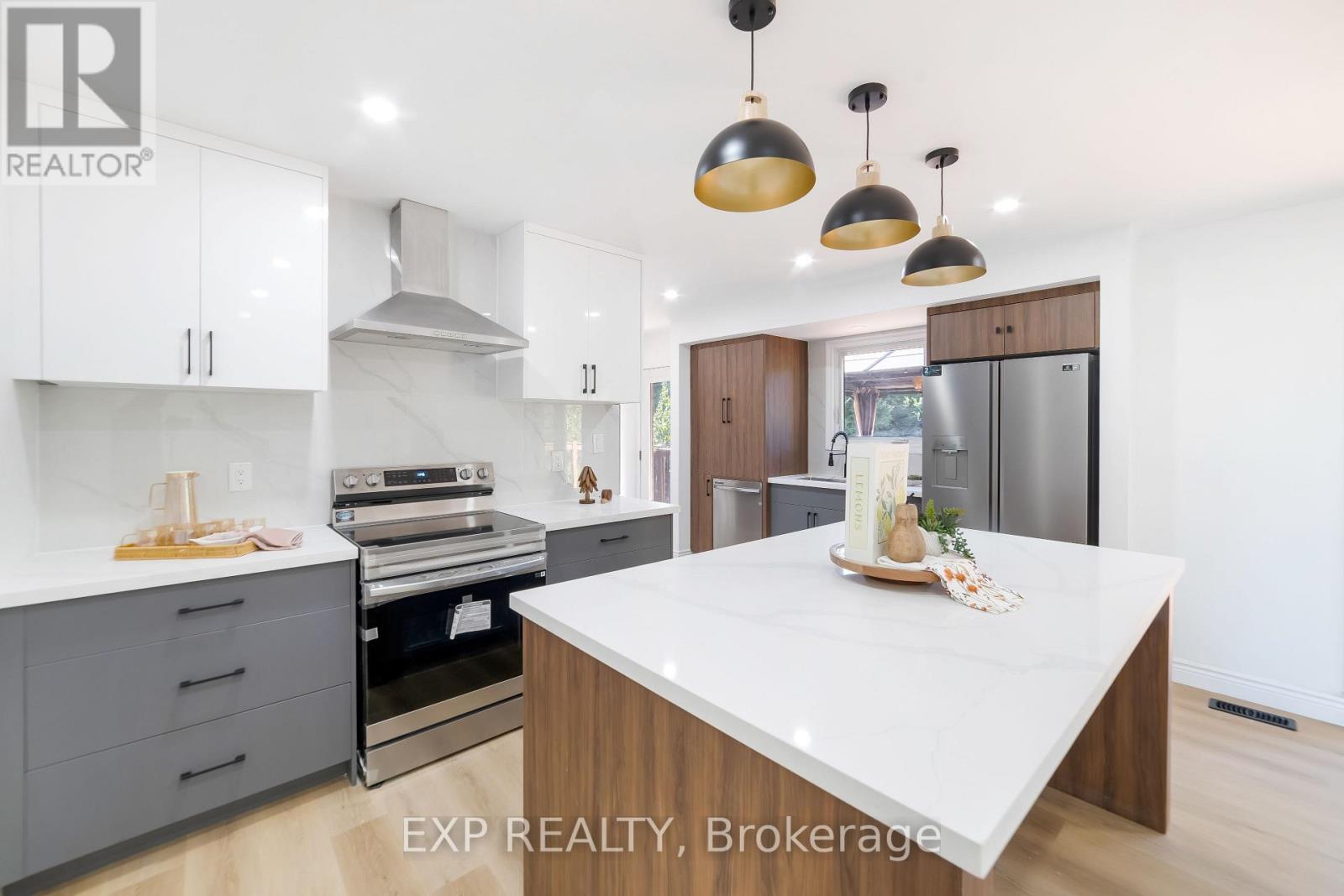 348 Caradoc Street S, Strathroy-Caradoc, Ontario  N7G 2P4 - Photo 15 - X12650624