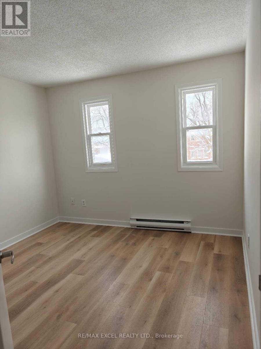 111 Albert Street S, Kawartha Lakes, Ontario  K9V 6G1 - Photo 11 - X12650646