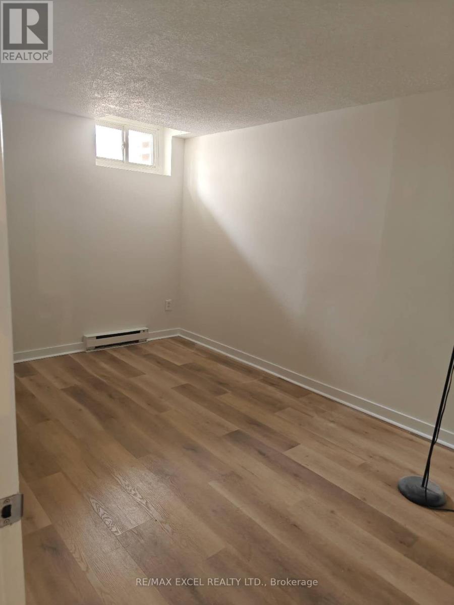 111 Albert Street S, Kawartha Lakes, Ontario  K9V 6G1 - Photo 13 - X12650646