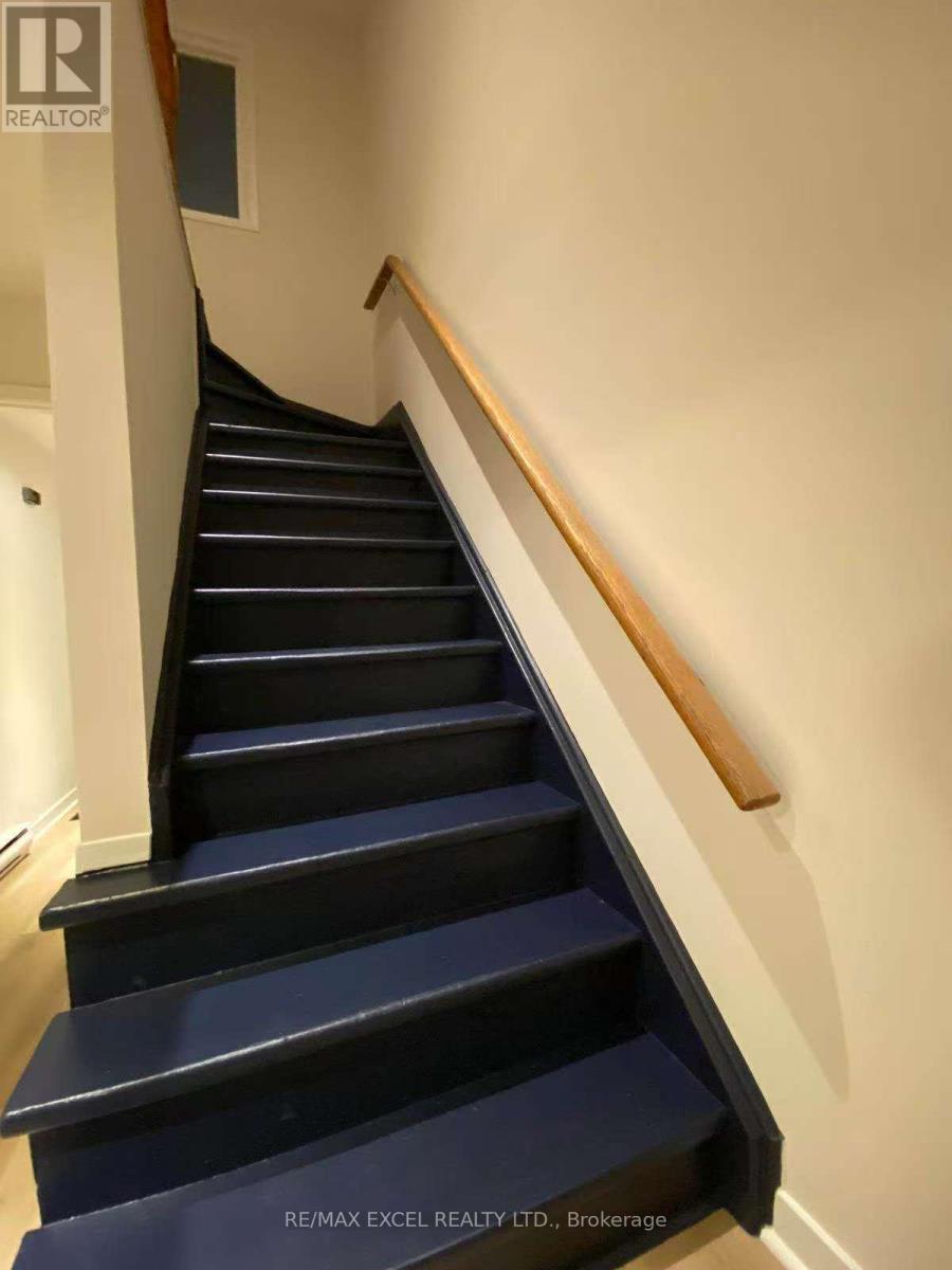 111 Albert Street S, Kawartha Lakes, Ontario  K9V 6G1 - Photo 3 - X12650646