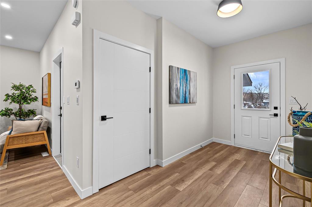 229 Numeracy Lane, Winnipeg, Manitoba  R2P 3A6 - Photo 2 - 202530181