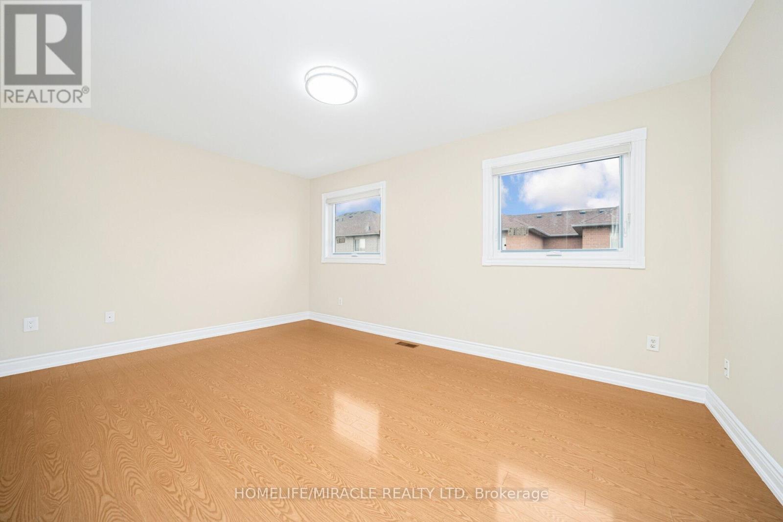 15 Starhill Crescent, Brampton, Ontario  L6R 2P9 - Photo 19 - W12650648